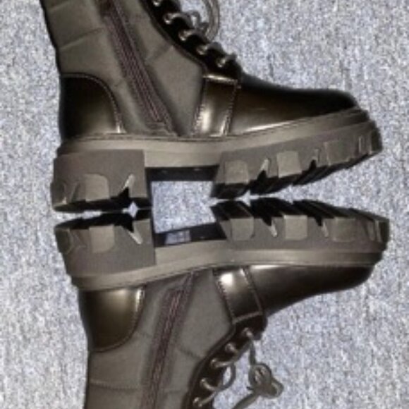 Top Moda Binx Woman's Combat Boot Black Size 6 - Picture 2 of 7